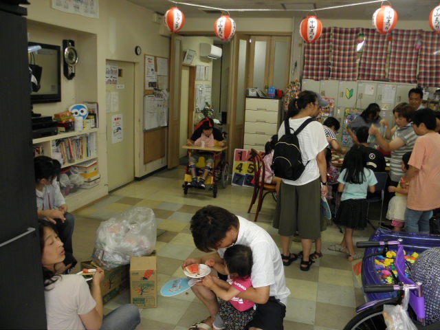 夏祭り（ペットボトルボーリング、輪投げ）